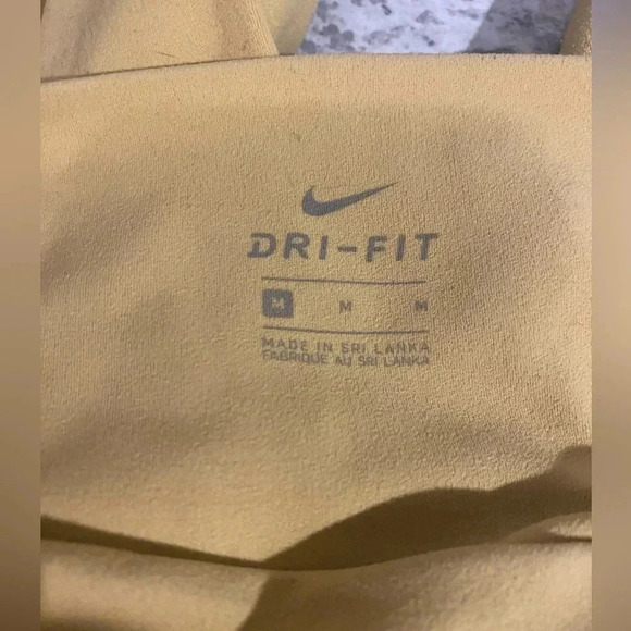 Nike Dri Fit yoga 3/4 crop legging - Picture 5 of 6